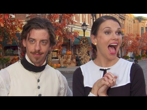 Sally Struthers, Sutton Foster, & Christian Borle talk Gilmore Girls: A Year in the Life