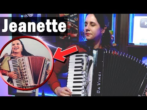 QUEBRA QUEIXO - JEANETTE (Por BRUNA SCOPEL)