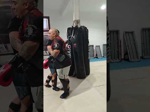 SI VIS PACEM PARA BELLUM PITBULL GYM JUNIN DE LOS ANDES