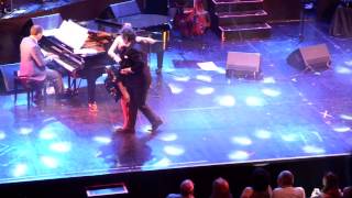 Julio Balmaceda y Alejandra Gutty con Ardit Ardit y Orquesta Tipica