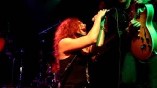 Nikka Costa - Keep Wanting More/Feather LIVE