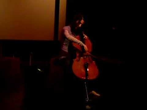 Julia Kent cello live at Scuderia Bologna Italy by MVaccari