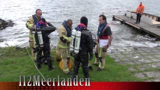 preview picture of video 'Aalsmeer: Eigenaar ziet auto in Westeinderplas verdwijnen'