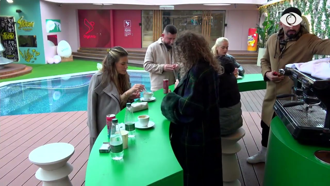 “Ke punuar 32 vite me veten të mashtrosh…”/ Indriti debaton me Valbonën: Nuk do të të ngacmoj