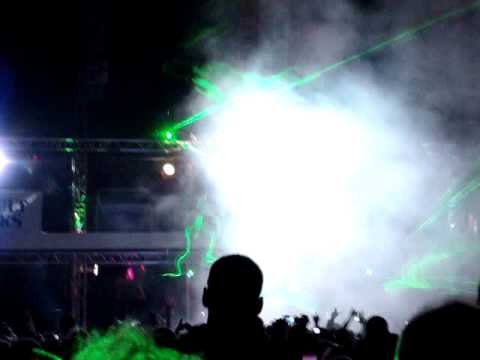 DJ Laurent Wolf (I Gotta Feeling-David Guetta feat The Black Eyed Peas) au 24H du Mans Camions 2009