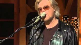 Private Eyes - Mayer Hawthorne, Daryl Hall, Booker T, Live From Daryl&#39;s House
