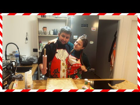 Vlogmas #7 - Baking gingerbread cookies 🎄🎅