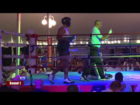 Alex Mears (NWBCC) vs Charles Hayes (Rochester St. Martins)