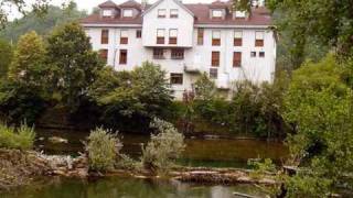 preview picture of video 'Hotel Cangas de Onis  -   Hotel El Capitan  -   Asturias'
