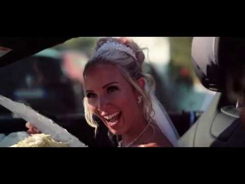 Deine Traumhochzeit - ein Traum wird wahr
sucht den passenden Videograf und Fotograf für eure Hochzeit oder Trauung !?
Dann herzlich willkommen bei Oscar und das THE HOT SHOT Team.
Wir freuen uns sehr AN EUREM SCHÖNSTEN TAG im Leben an eurer Seite zu sein