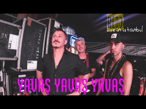Redd - Yavaş Yavaş Yavaş [Live @Zorlu PSM] {Live in İstanbul, Vol. 1} (Official Video)