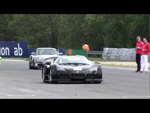 Gumpert Apollo vs. Bugatti Veyron - drag race, acceleration, fly by, circuit