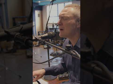 Thumbnail for A peek into the rehearsal room. See David Gray on the Past & Present Tour. #shorts #newmusic #music by David gray