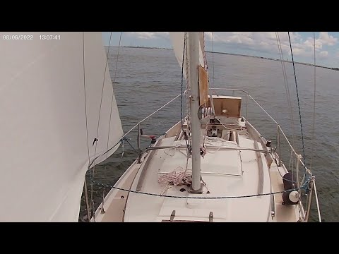 Cape Dory 25 sailboat Epropulsion Spirit 1.0 outboard