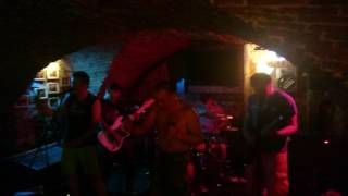 Video Brmbolce and Zatmenie Mysle - Žandár (Fester Pub Prešov 01.07.17