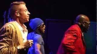 Macklemore - &quot;Thrift Shop&quot; (Live at Perez Hilton&#39;s SXSW 2013 Party)&quot;