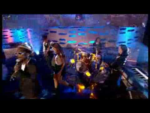 Will.I.Am ft. Cheryl Cole - Heartbreaker (Live On The Graham Norton Show 2008 HQ)