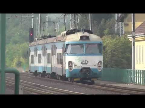 ČD 451.091/0 - Vlaky Os 12116 a Os 12117 - Roztoky u Prahy, 20.8.2015