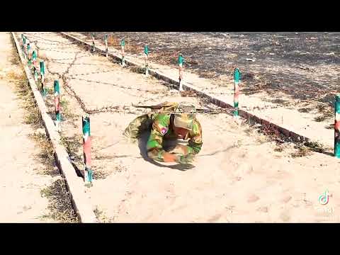 Evy fallait pas devenir gendarme - moral ééééé