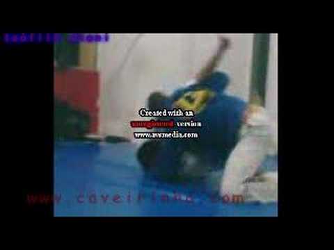 GRACIE BARRA CAVEIRINHA TEÓFILO OTONI