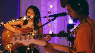 Walk Away - Mali (The Bucket Sessions)