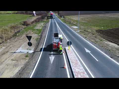 SEMCIR - Aplicare marcaj rutier bicomponent neted - sens giratoriu DN 6