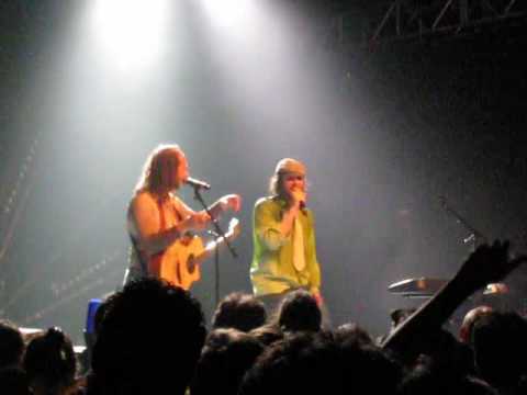 La chanson du dimanche au Docks. Lausanne 16.05.09 Bioman (pause)