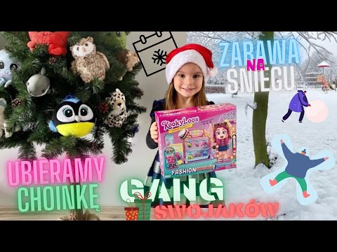 Gang Swojaków ubiera choinkę🎄Zabawa na śniegu❄️☃️ Plac zabaw, pierwszy prezent🎁 KookyLoos🤩 Vlogmas 4