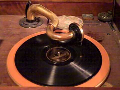 BEN SELVIN JOHNNY WALKER'S ROLLICKERS - KITTY FROM KANSAS CITY - ROARING 20'S VICTROLA
