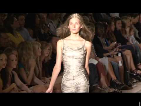 New York : The new Hervé Léger collection for summer 2010