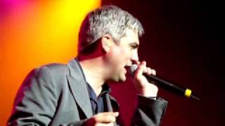 Taylor Hicks &quot;The Maze&quot; Milwaukee 2007