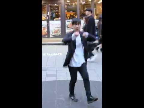 [KPOP IN PUBLIC]190426 홍대공연｜TXT - 어느날 머리에서 뿔이 자랐다 (CROWN)｜김효진 직캠(FOCUS)