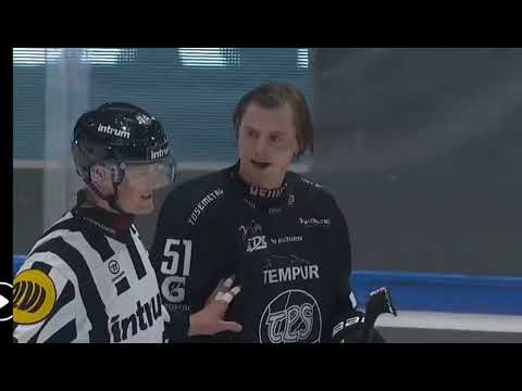 Nick Ritchiellä pimenee täysin