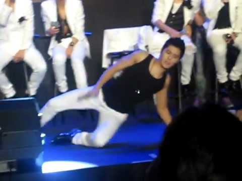 z:ea dong jun american dance style