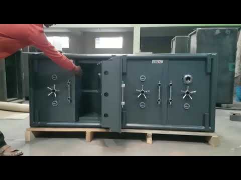 Suraxa metal heavy steel counter safe tijori