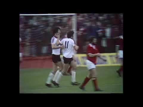 Charlton vs  Sunderland - 15 Nov 1975