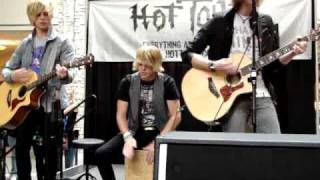 Downtown- Stereo Skyline acoustic show @ Spring Hill Mall 8/22/09