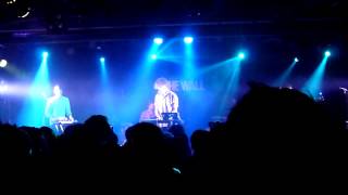 Washed Out - You and I + Weightless (Live @ The Wall, Taipei, Taiwan Mar 4, 2014)