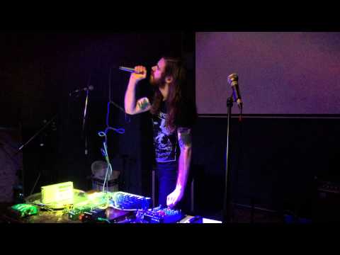 Knifedoutofexistence - The Weird Pornography Of Strain and Distance (Live Excerpt)