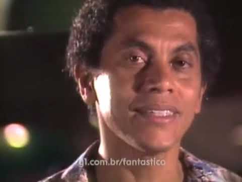 Paulinho da Viola  "Onde a dor não tem razão"  1981  (audio remastered)