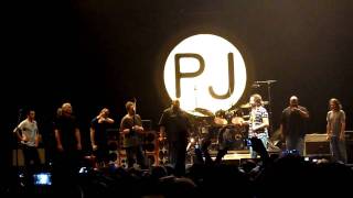 Pearl Jam Belfast 2010, Happy Birthday Brendan O&#39;Brien