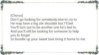 Claude King - Big Ole Shoulder Lyrics