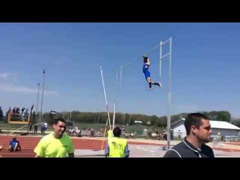 Garrett Riggs breaks pole vault school record thumbnail