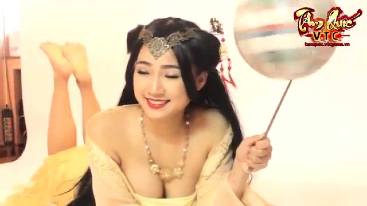 [HOT] Điêu Thuyền sexy tâng bóng mừng World Cup 2014