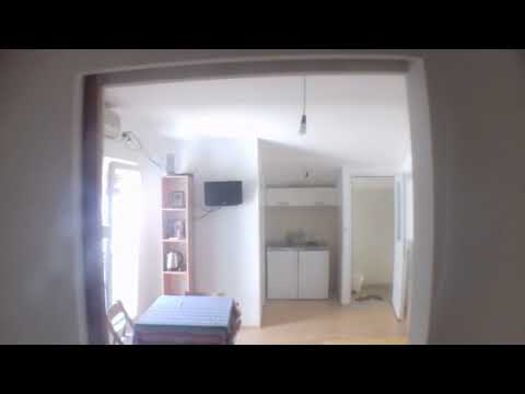 Appartements Pierre Loti, logement privé à Bao&scaron;ići, Mont&eacute;n&eacute;gro - Video