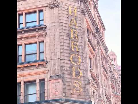 London attraction: Harrods #travel #londoneye #lifeisbutadream
