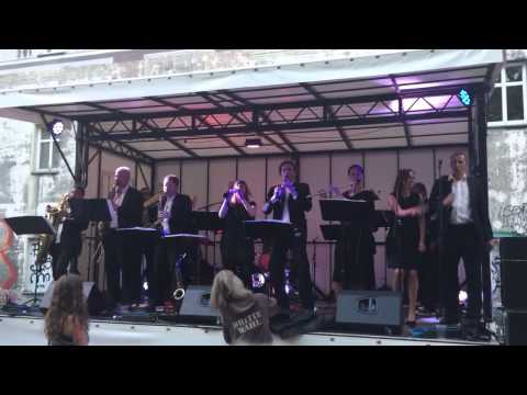 Wir sind prinzipiell dagegen - Bolschewistische Kurkapelle Schwarz-Rot