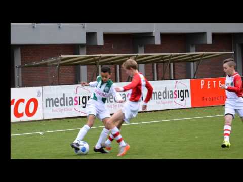 Competitie wedstrijd FC Emmen D2   FC Groningen D2 november 21, 2015