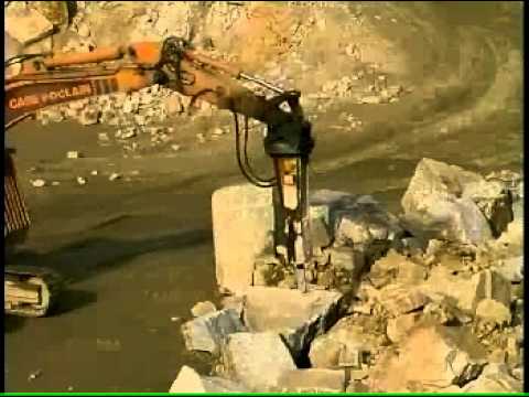 Indeco HP Large hydraulic breakers - Boulder reduction