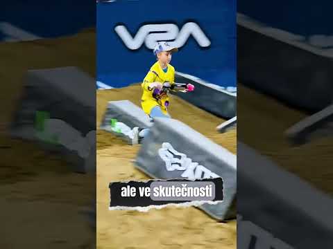 Závody s řídítky jsou těžší, než vypadají #sports #challenge #shorts 🚴‍♂️